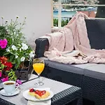Apartment Navis