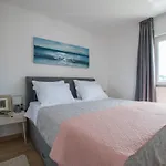 Apartment Navis